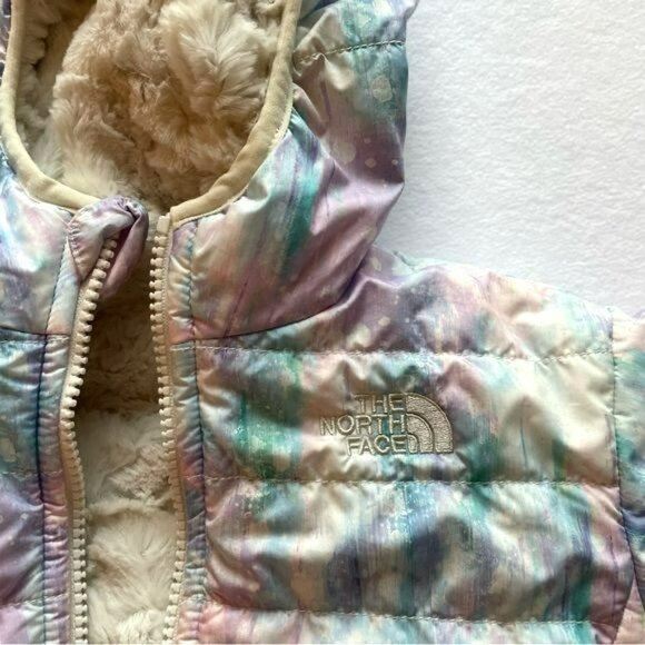 The North Face Girls Mossbud Swirl Reversible Jacket 4T Pastel Puffer Fur Snow - Picture 3 of 6